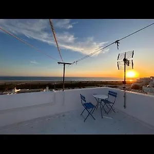 Apartamento Casa Martin Calle Cadiz, Vivienda Frente Al Mar En La Calle Cadiz En Conil, Conil De La Frontera